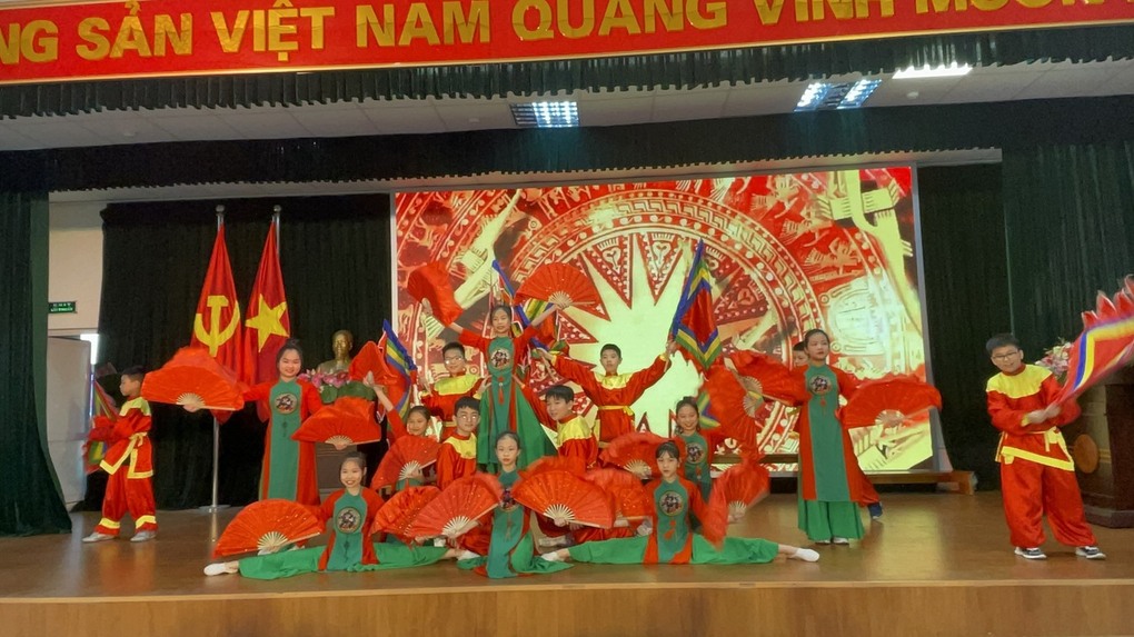 Video văn nghệ mừng Đảng - Hào khí Việt nam